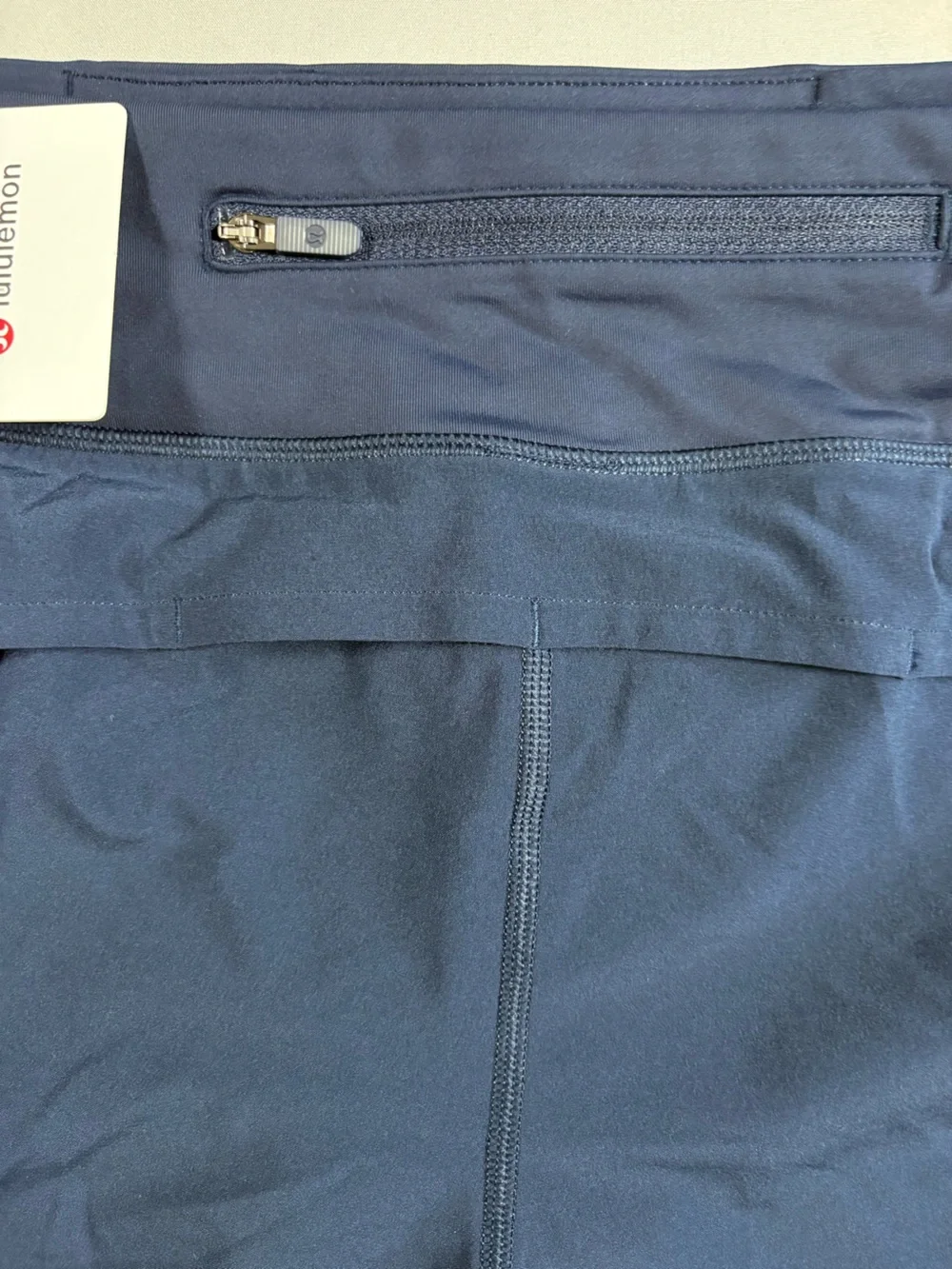 Lululemon Women's Speed Up Shorts Low-Rise, Lined, 2.5" Size 10 NWT Athletic - Picture 11 of 11